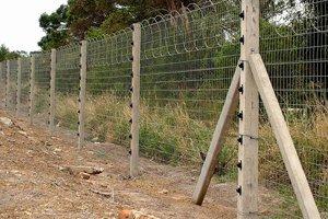 DO IT YOURSELF DOG FENCE SYSTEMS CHEAPER THAN INVISIBLE