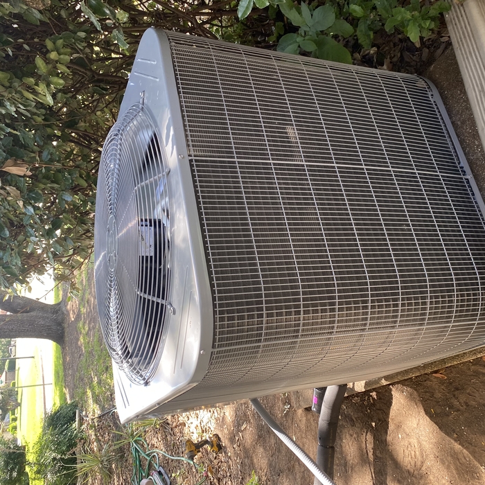 Heat pump condensing unit