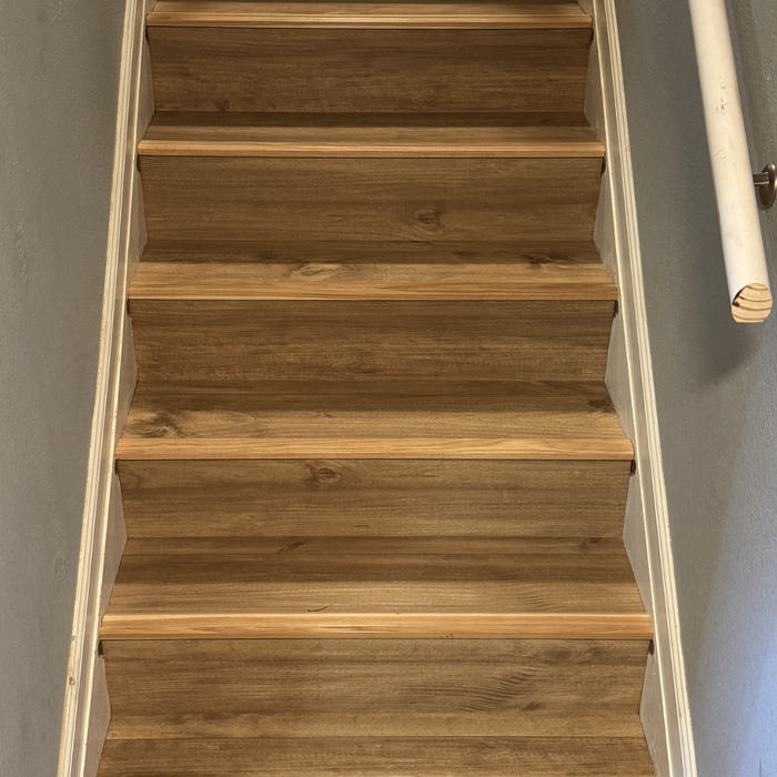 Stair wood floor installation