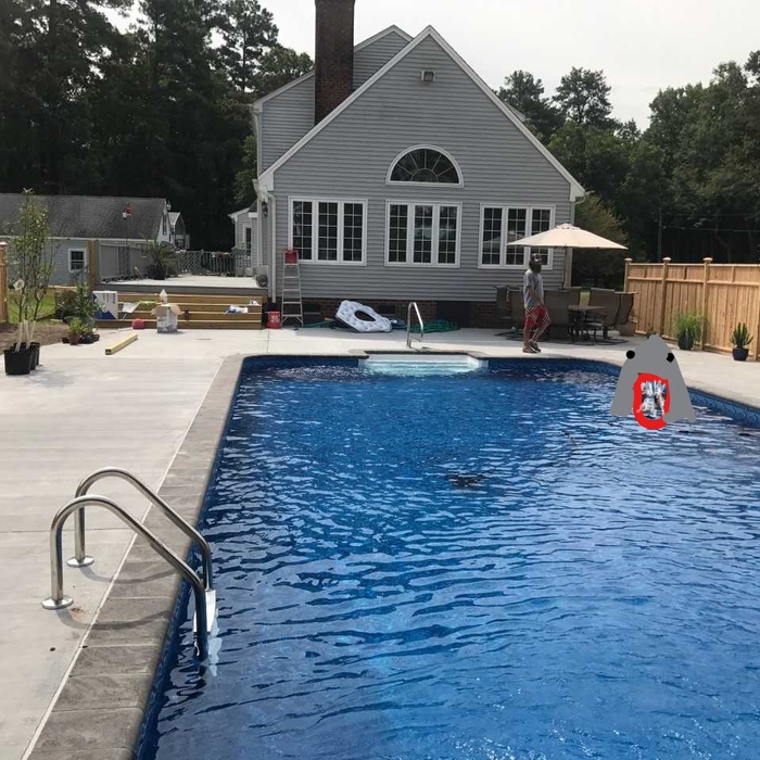 Frogmoore Estate Pool