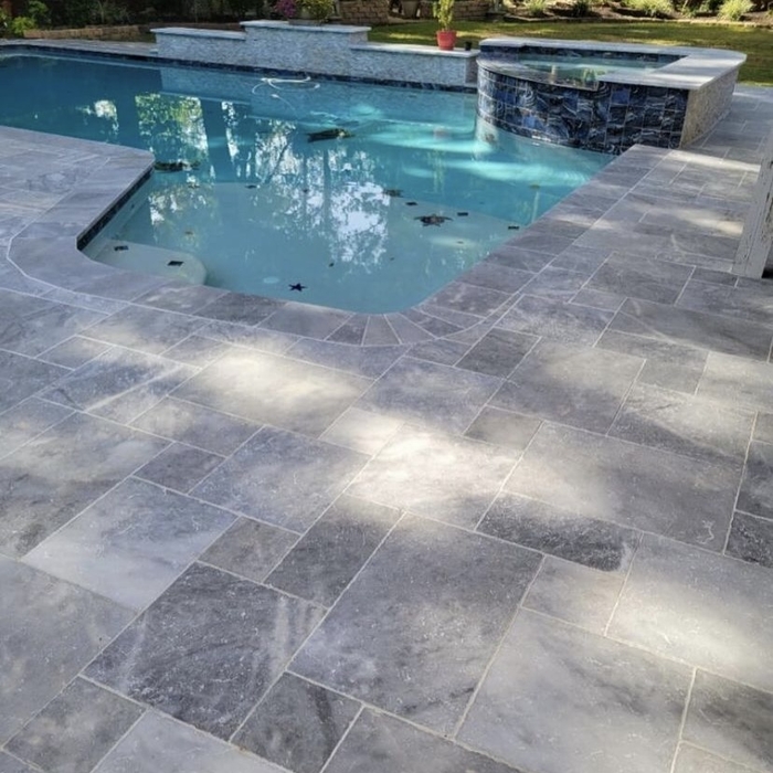 Raised wall with water feature
