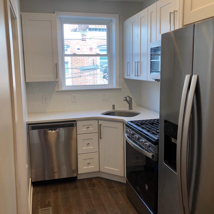 Small Efficient Kitchen