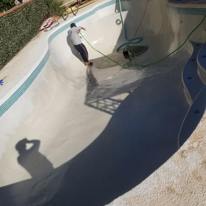 Dirt pool