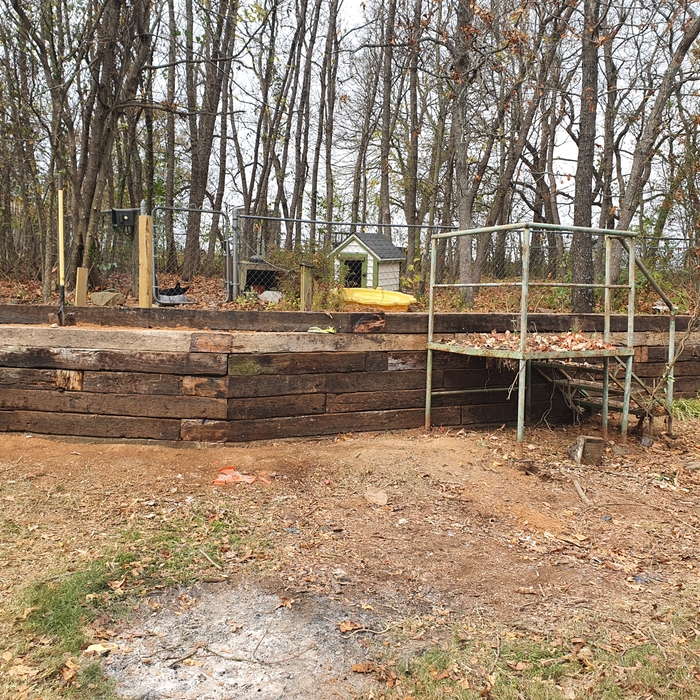 Retaining wall