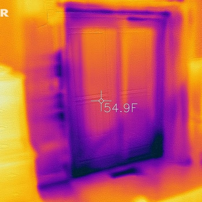 Master Bedroom air leakage