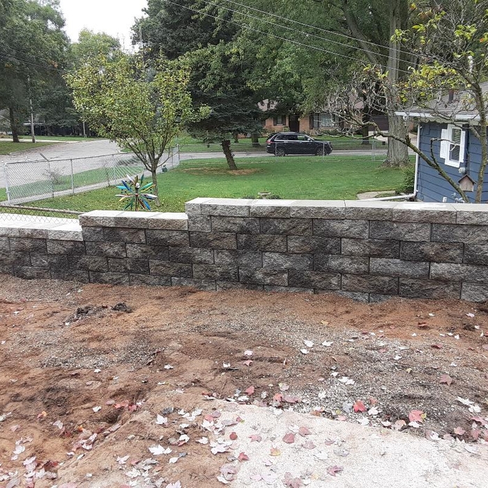 Garden wall (top wall)