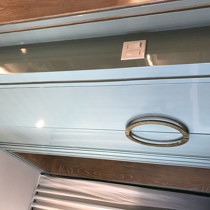High Gloss Lacquer | Built-Ins