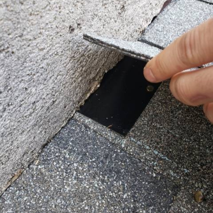 Step flashing