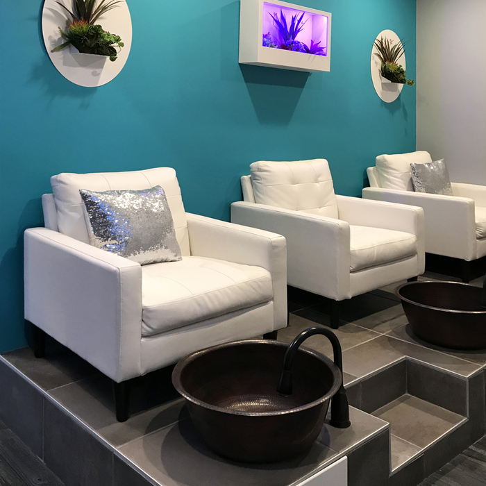 Salon Painting