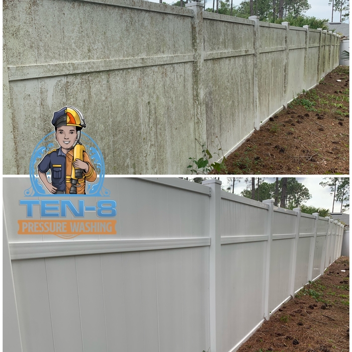 Vinyl fence cleaning