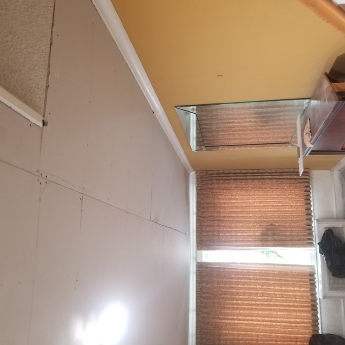New drywall ceiling