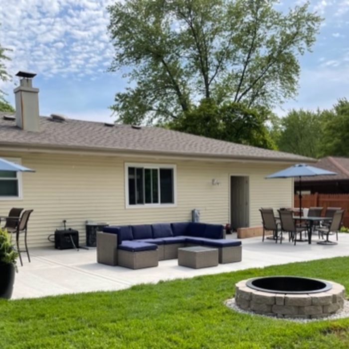 CALIFORNIA FINISH PATIO