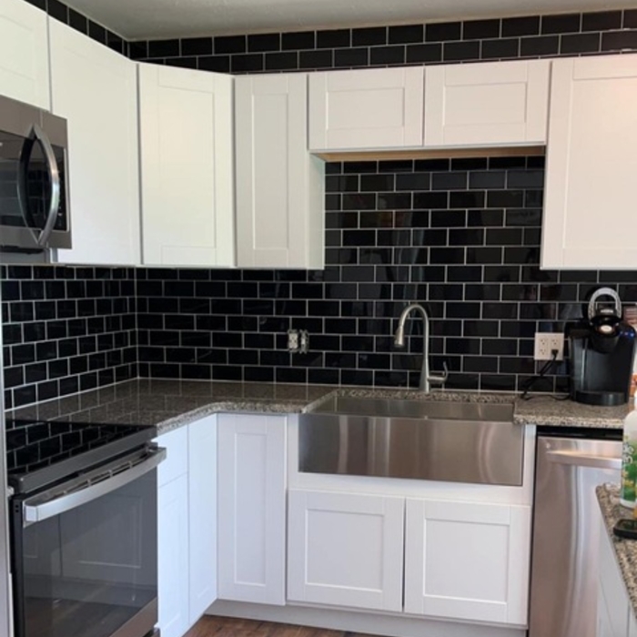 Kitchen Backsplash Tile Installation