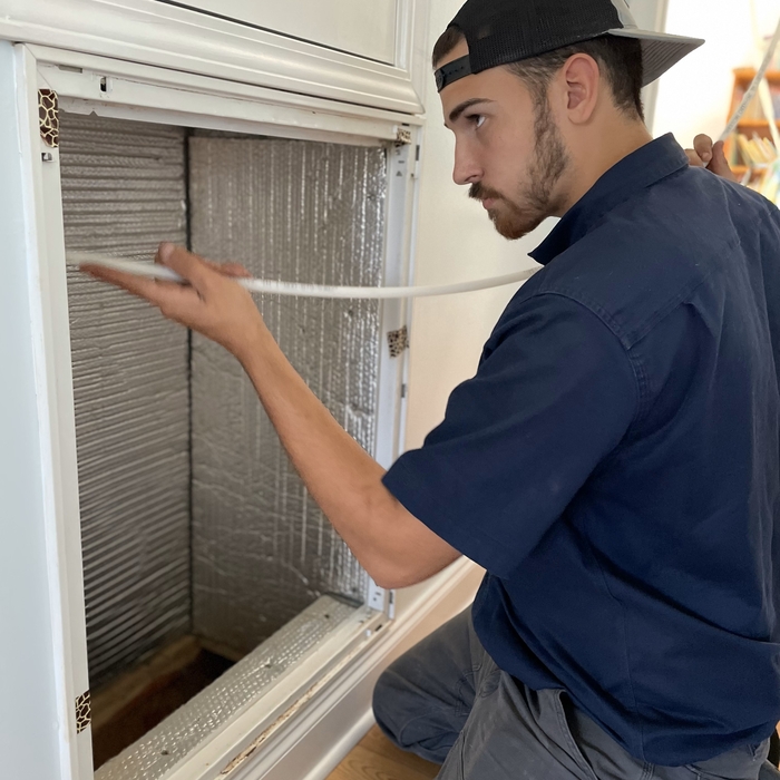 Our Duct Cleaning expert, Michael, cleaning return
