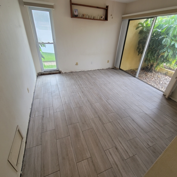 tile in bedroom