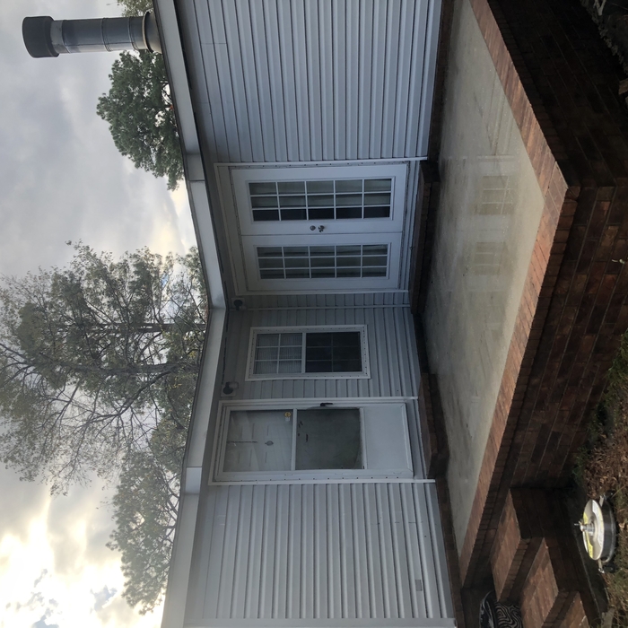 Exterior Home &amp; Concrete (AFTER)
