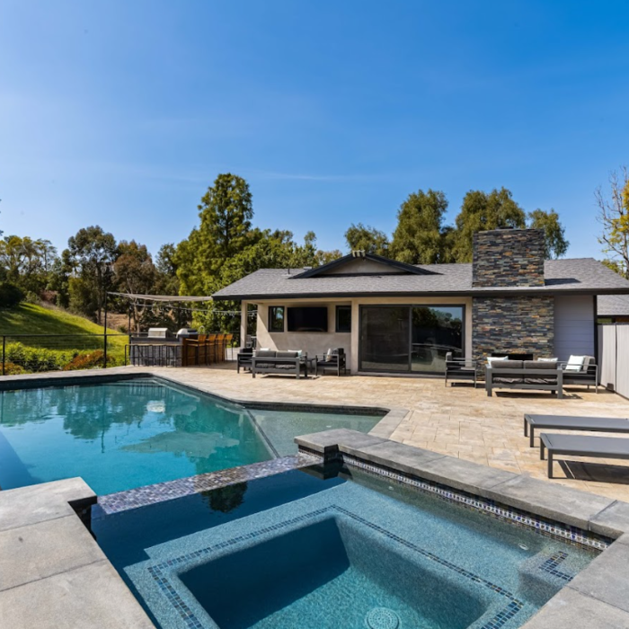 Pool &amp; Spa