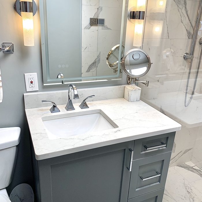 Lorri&#39;s Bathroom