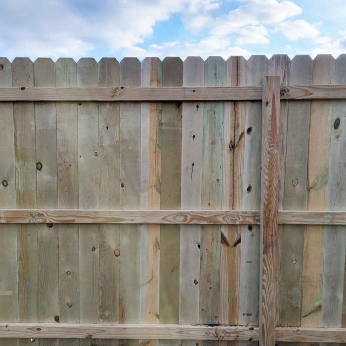 Nail up wood fence