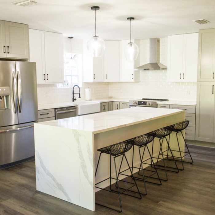 Midsize Kitchen