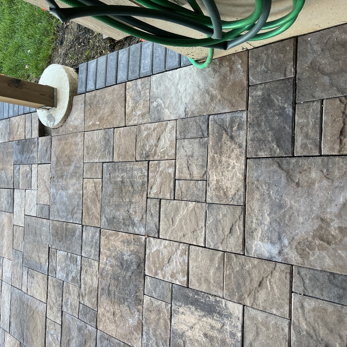 patio with pavers