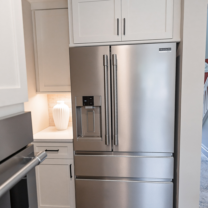 Refrigerator wall