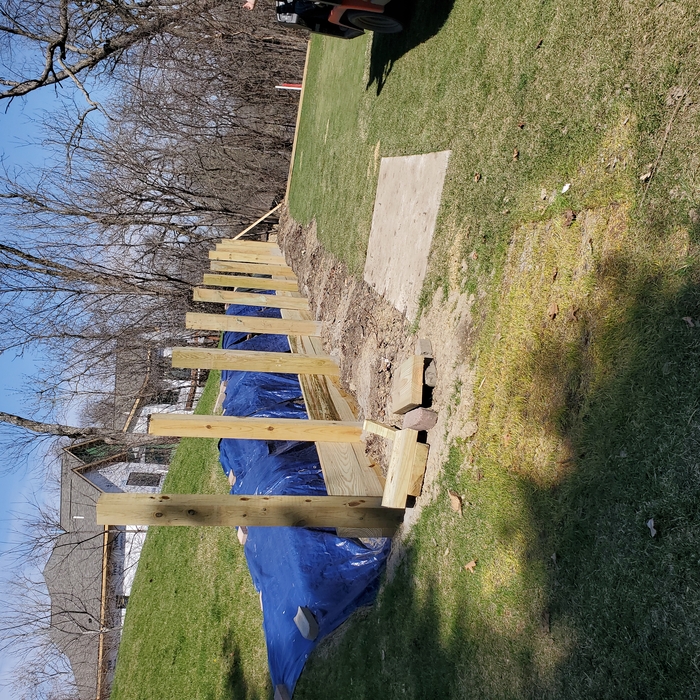 Retaining wall