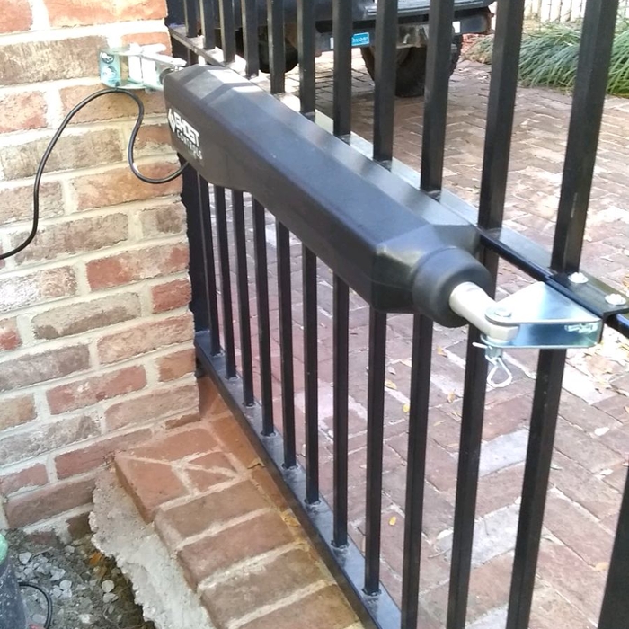 Driveway gate