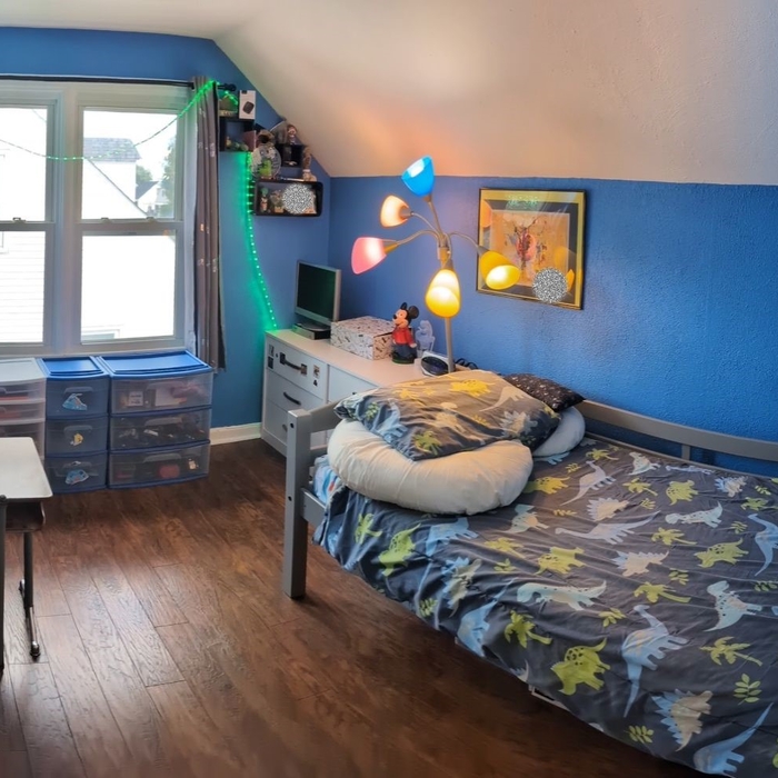 Kids bedroom