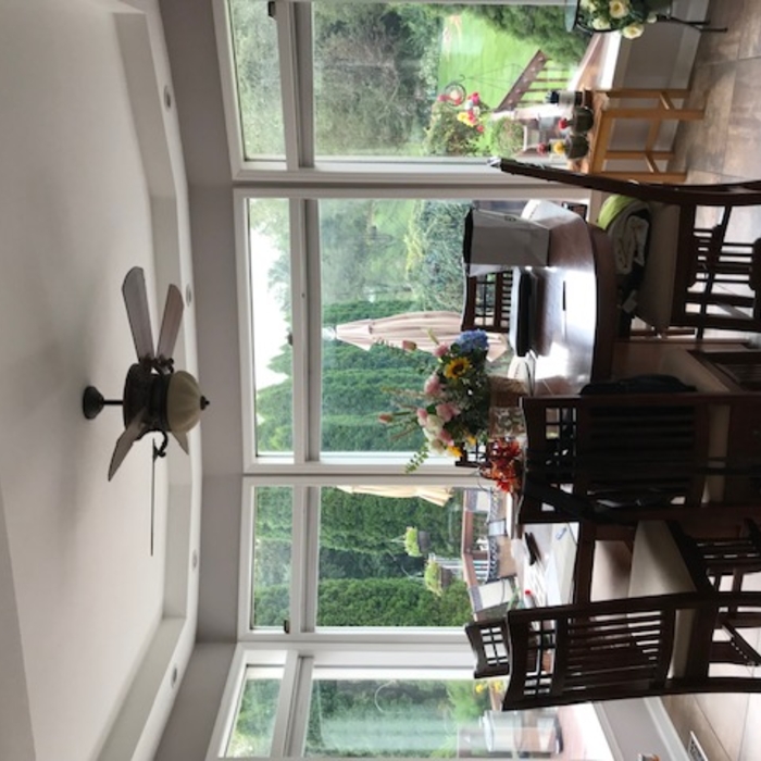 breakfast nook addition