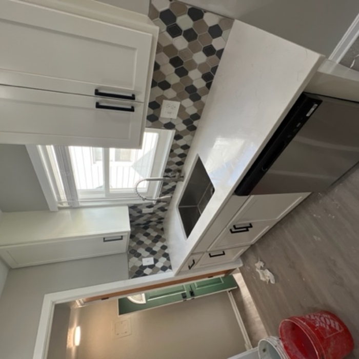 Kitchen cabinets and backsplash