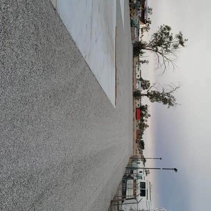 Gravel delivery and spread