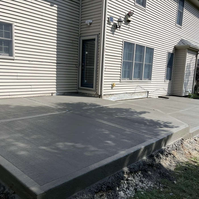 patio with a step
