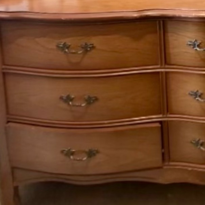 Before dresser