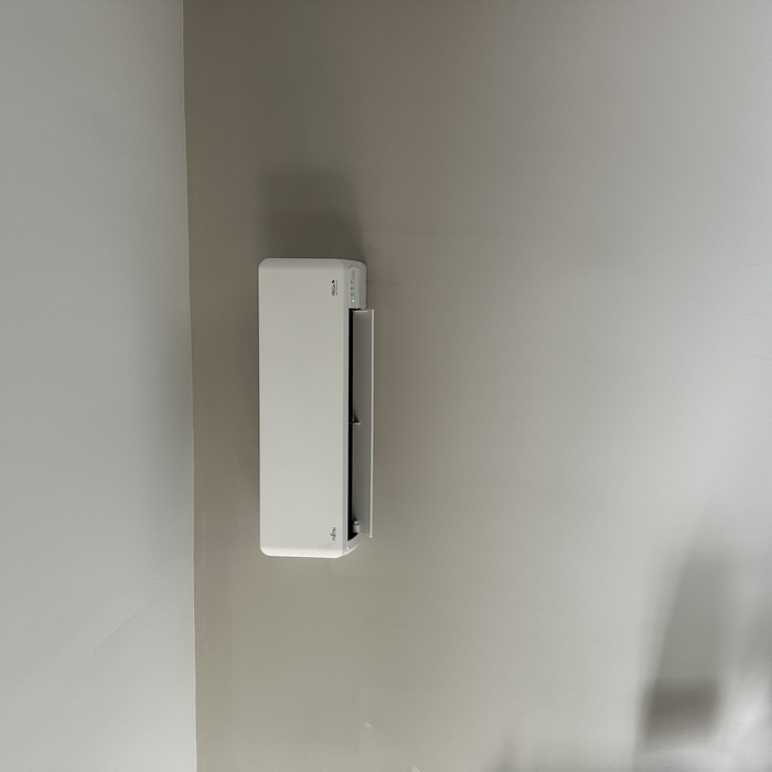 Indoor Head