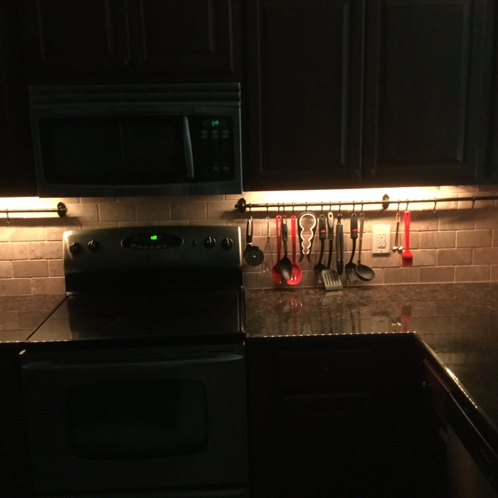 Under Cabinet lights