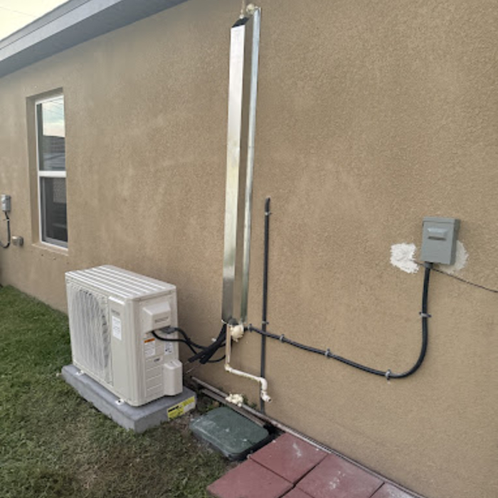 Exterior Condenser and line set