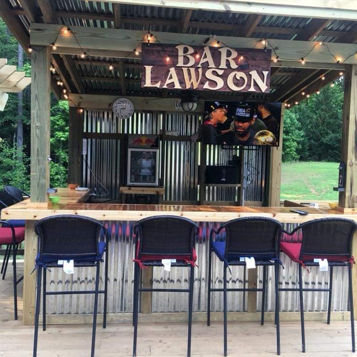 Outside Bar