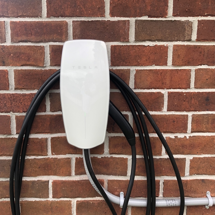 Car charger circuit.