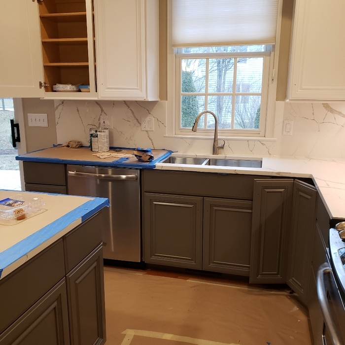 Two tone kitchen cabinets