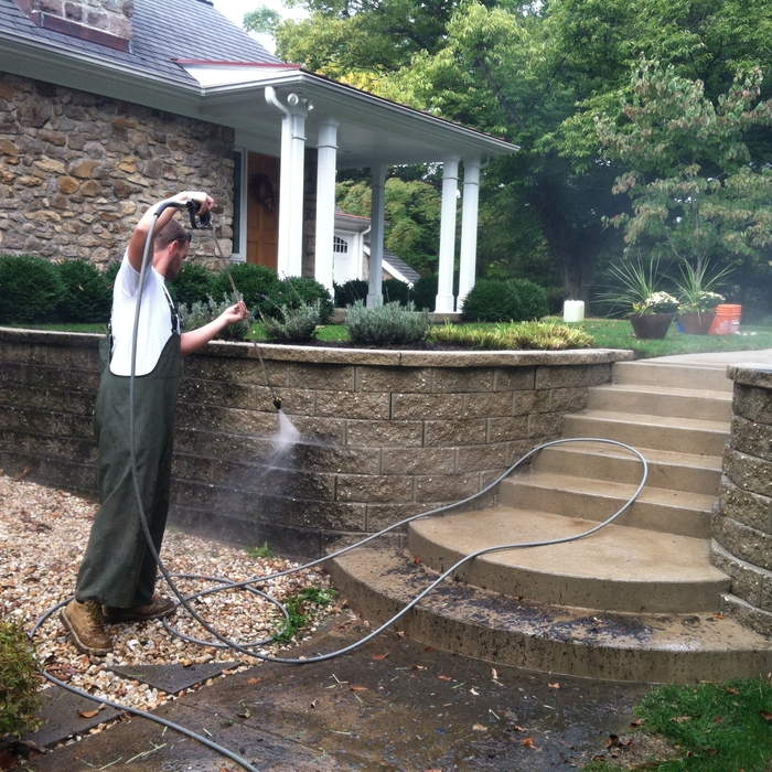 Retaining Wall &amp; Stairs