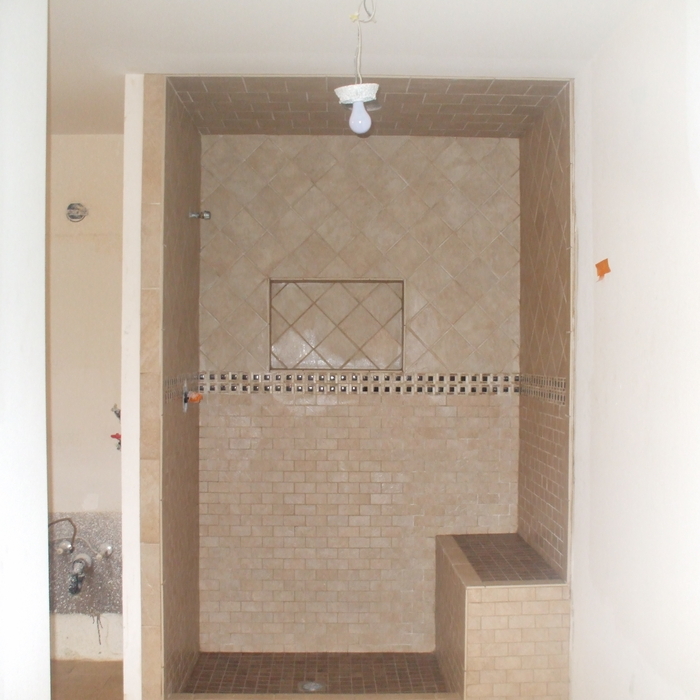 E T Tile Shower