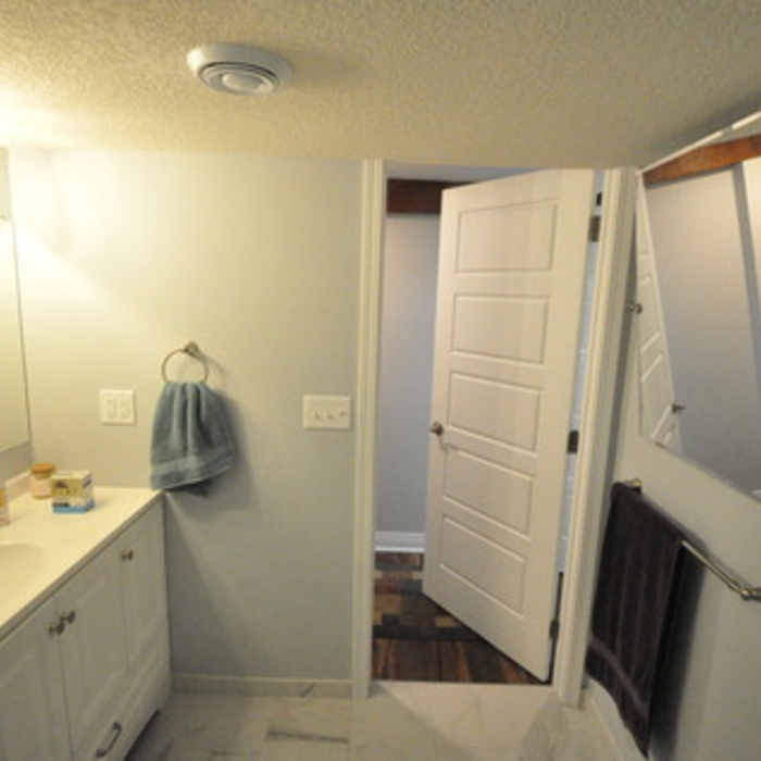 South Minneapolis Bathroom (view 3)