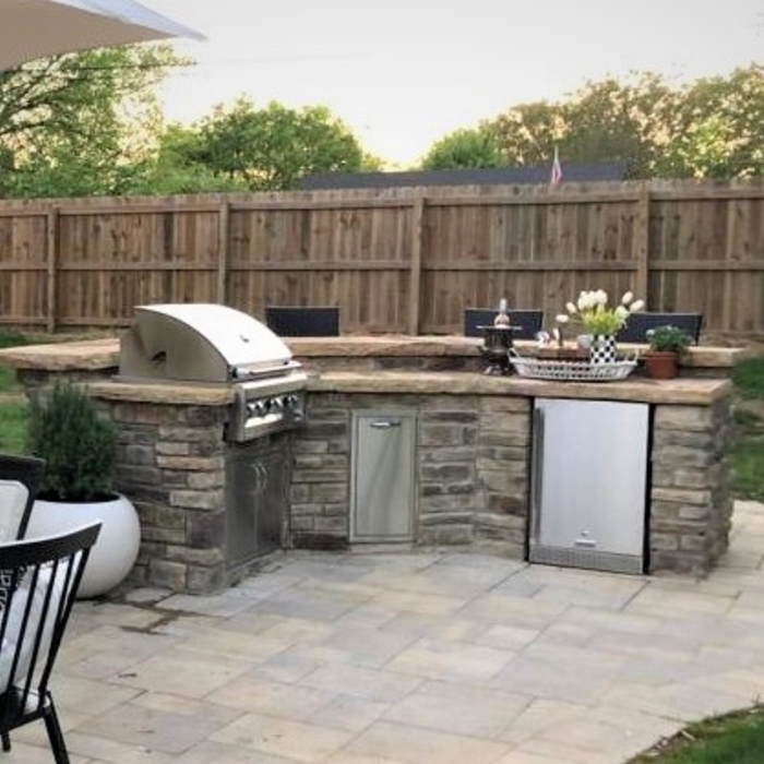The White&#39;s Outdoor Grilling, Dining and Gathe