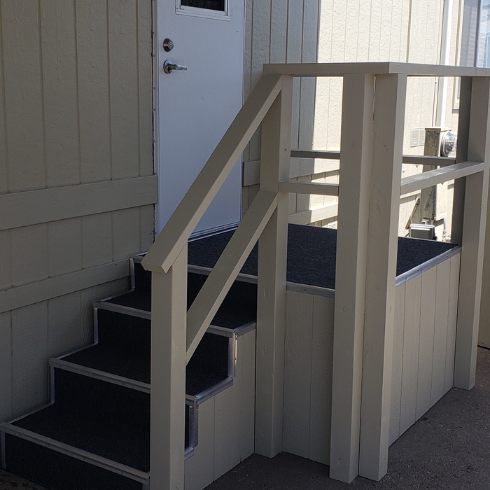 Stairs and landing for mobile home
