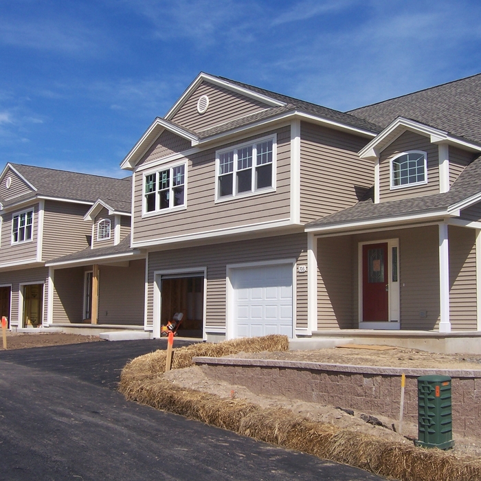  Ludlow Condo&#39;s