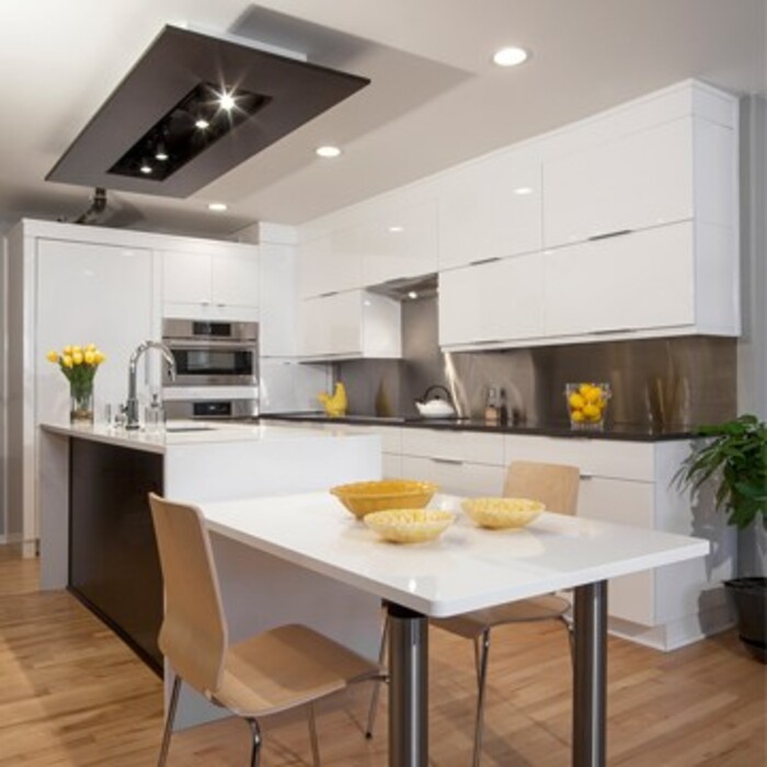 Contemporary Kitchen