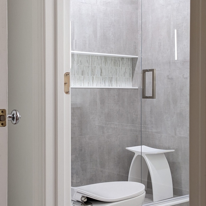 Door opening bath view