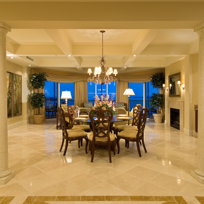 Formal Dining on the guilf