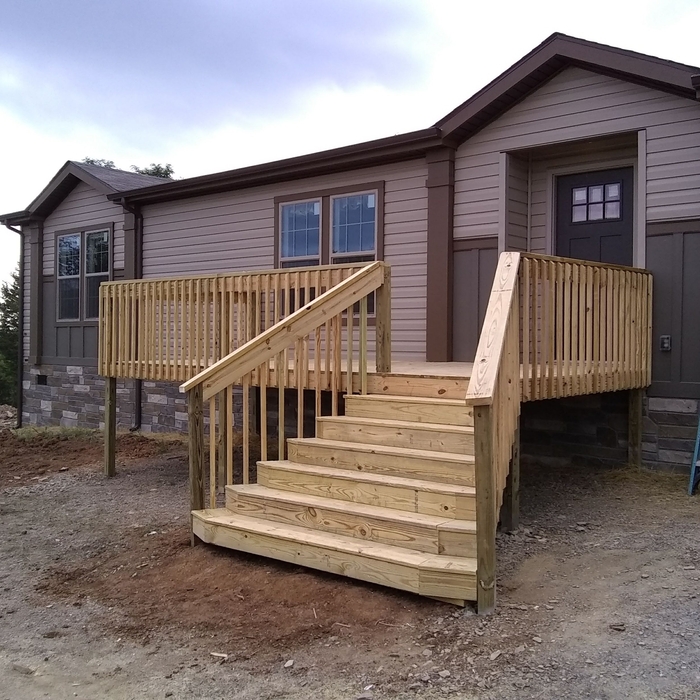 Newport home deck build
